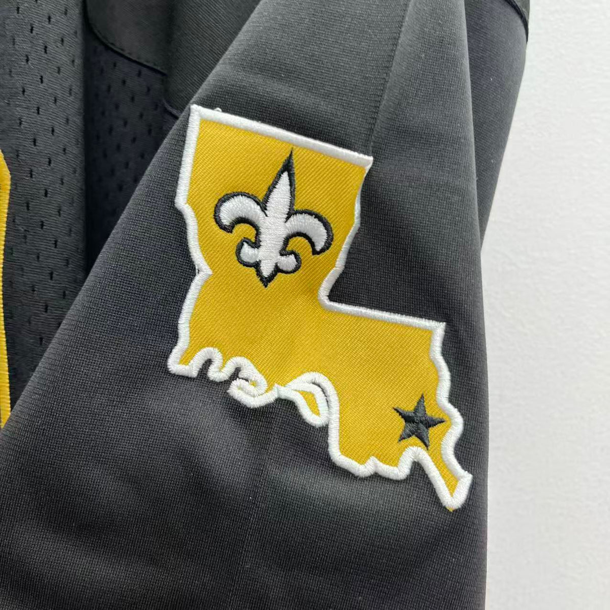 Chris Olave New Orleans Saints Official NFL Mitchell & Ness product image 3