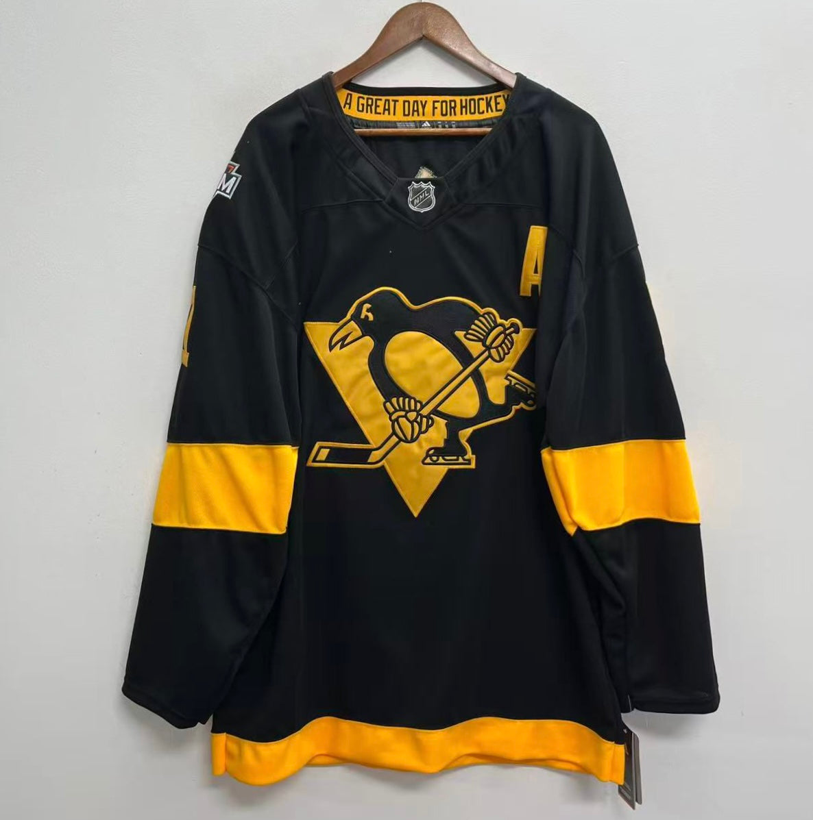 Evgeni Malkin YOUTH KIDS Pittsburgh Penguins Official NHL product image 2