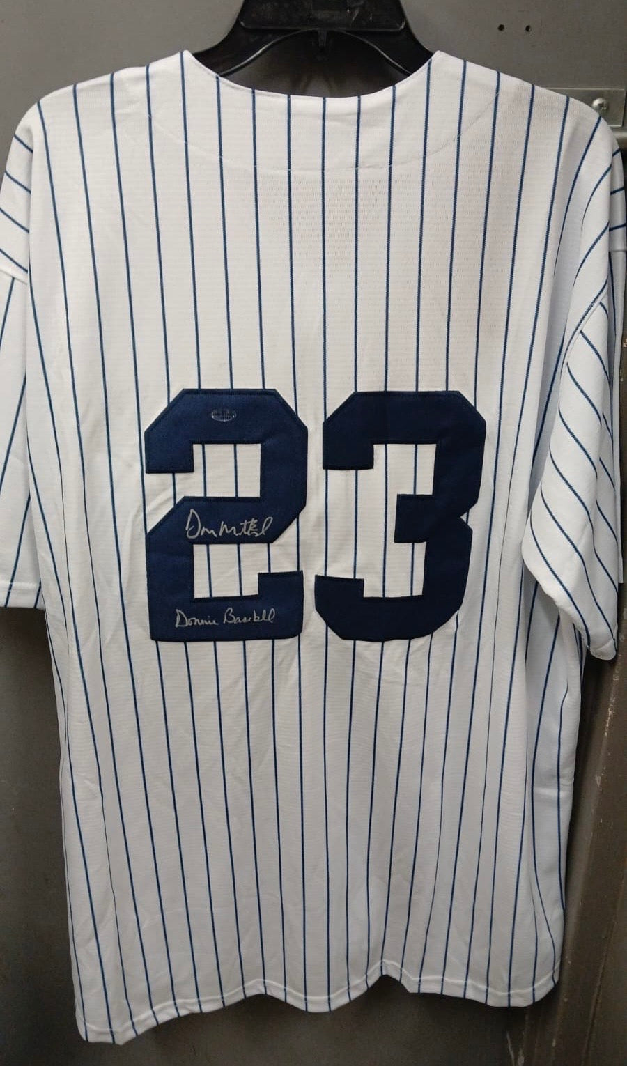 Don Mattingly New York Yankees autographed jersey COA photo product image 1