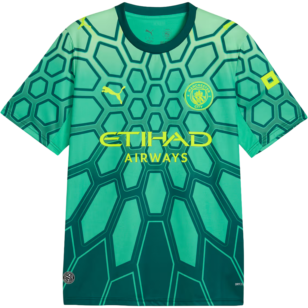 Puma Manchester City Men Goalkeeper 2026-27 Stadium Jersey product image 1, provided for visual reference and product detail