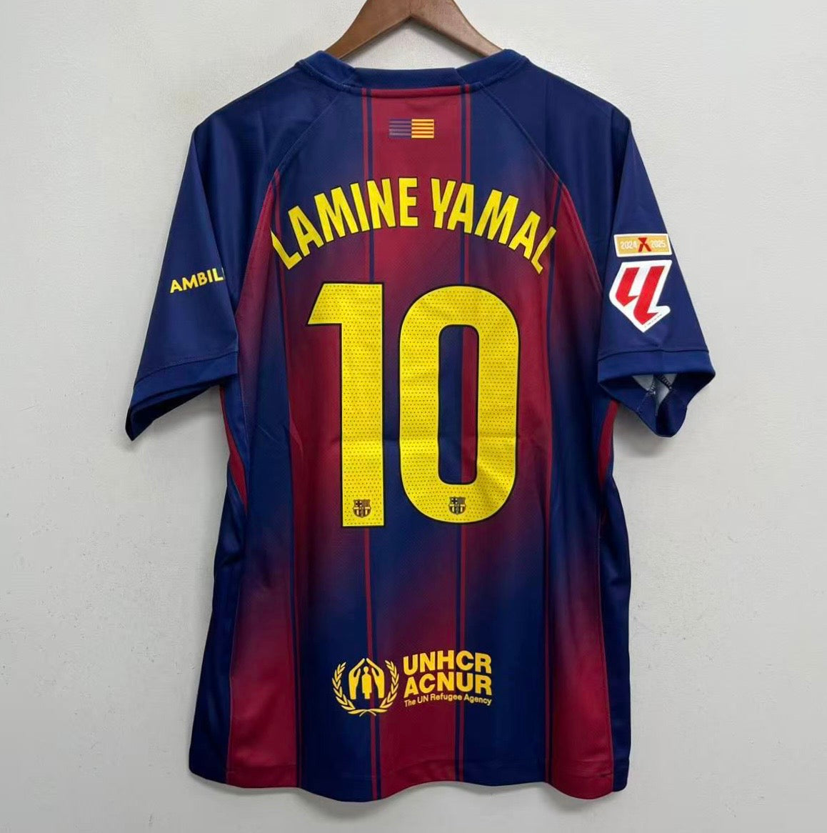 Lamine Yamal #10 Nike Barcelona Soccer Futbol Jersey product image 1