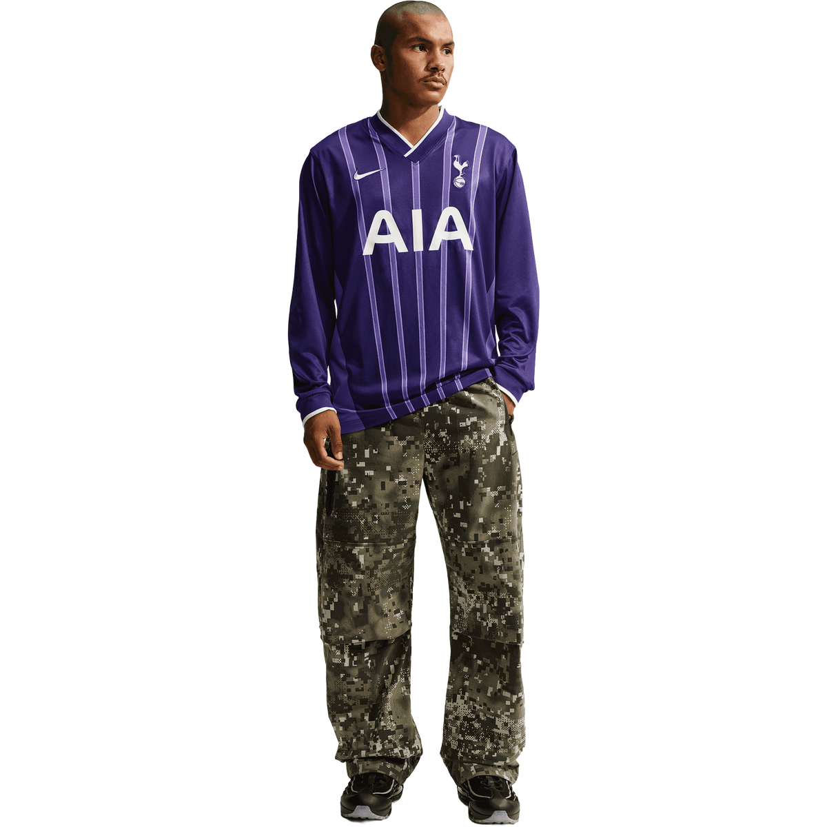 Nike Tottenham Hotspur Men’s 3rd Energy Long Sleeve Jersey product image 3, provided for visual reference and product detail