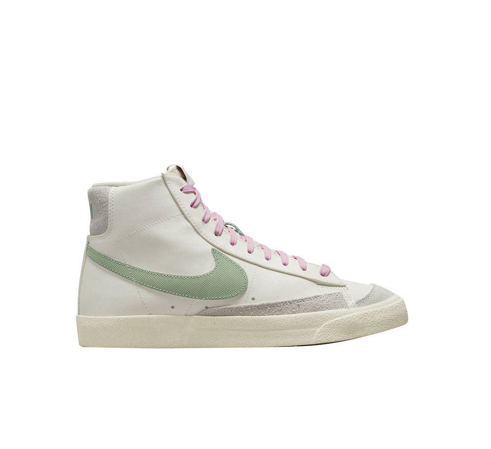 Blazer Mid '77 Prm product image 1, provided for visual reference and product detail review