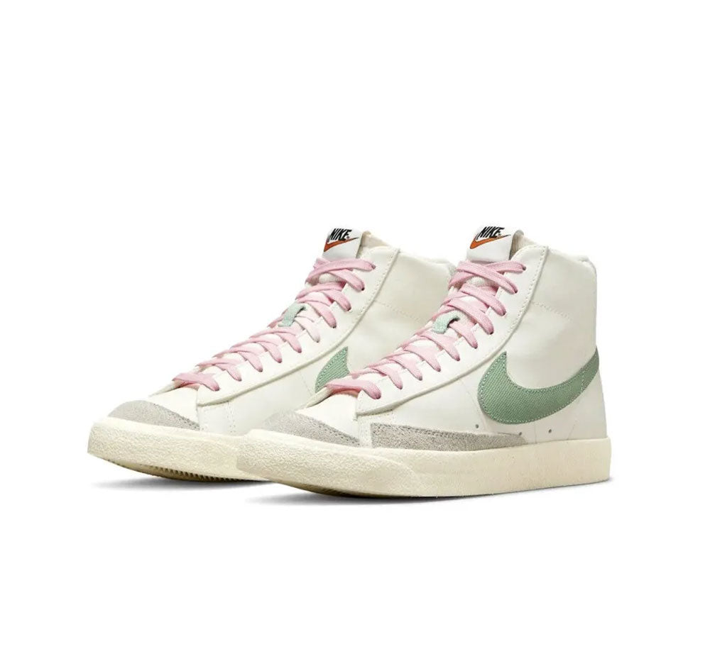 Blazer Mid '77 Prm product image 2, provided for visual reference and product detail review