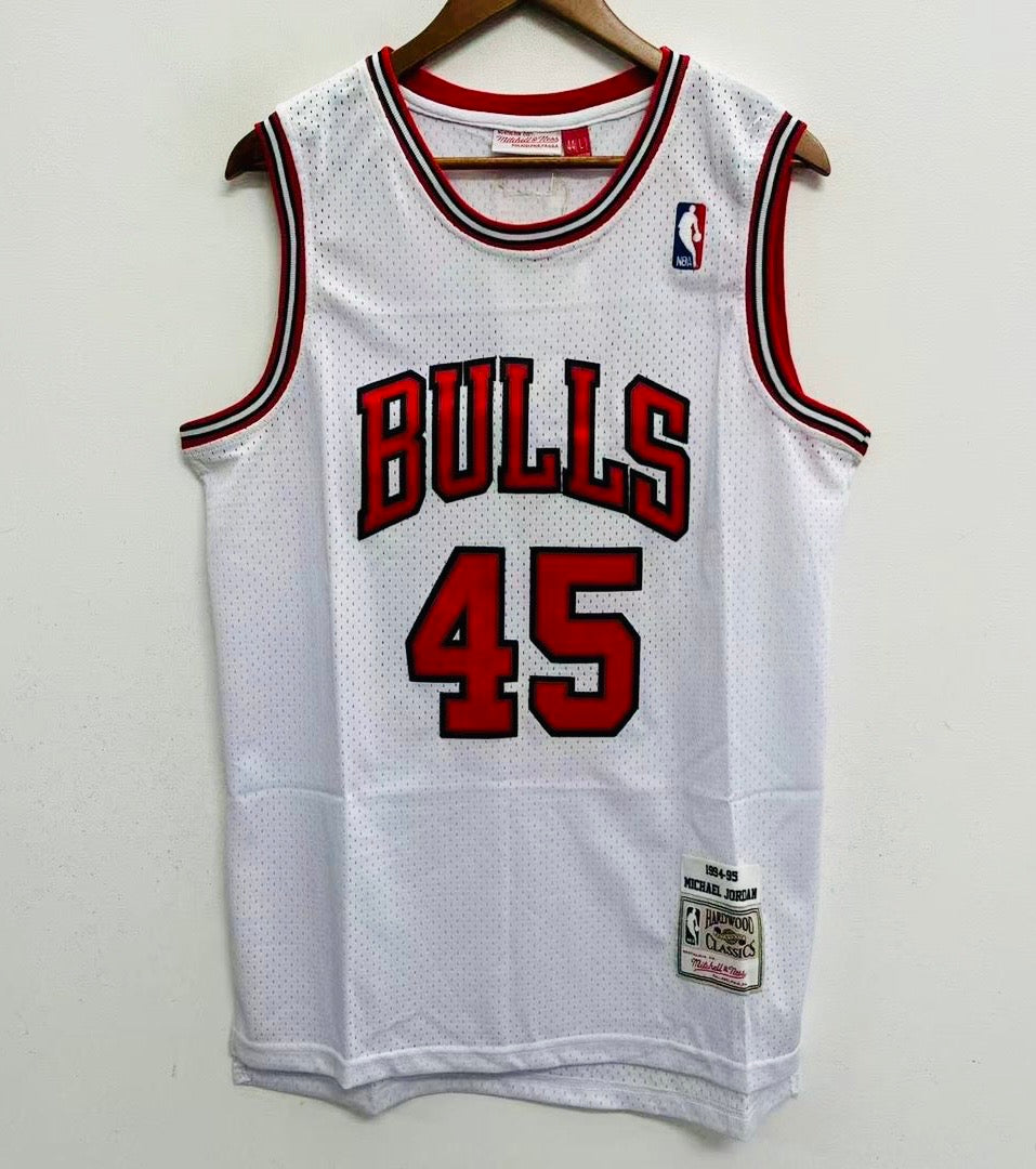 Michael Jordan Chicago Bulls #45 1994-95 Official NBA product image 2