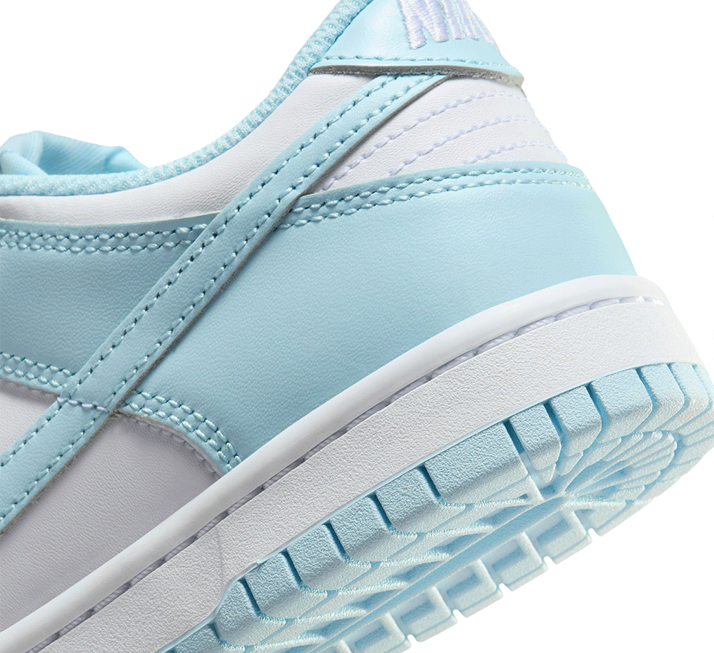 Nike Dunk Low (GS) product image 7, provided for visual reference and product detail review