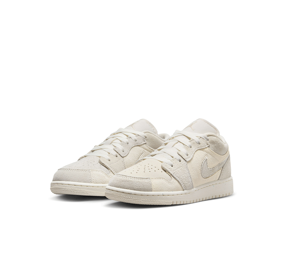Air Jordan 1 Low Se Craft (Gs) product image 2, provided for visual reference and product detail review