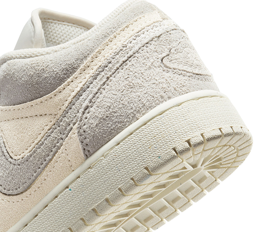 Air Jordan 1 Low Se Craft (Gs) product image 7, provided for visual reference and product detail review