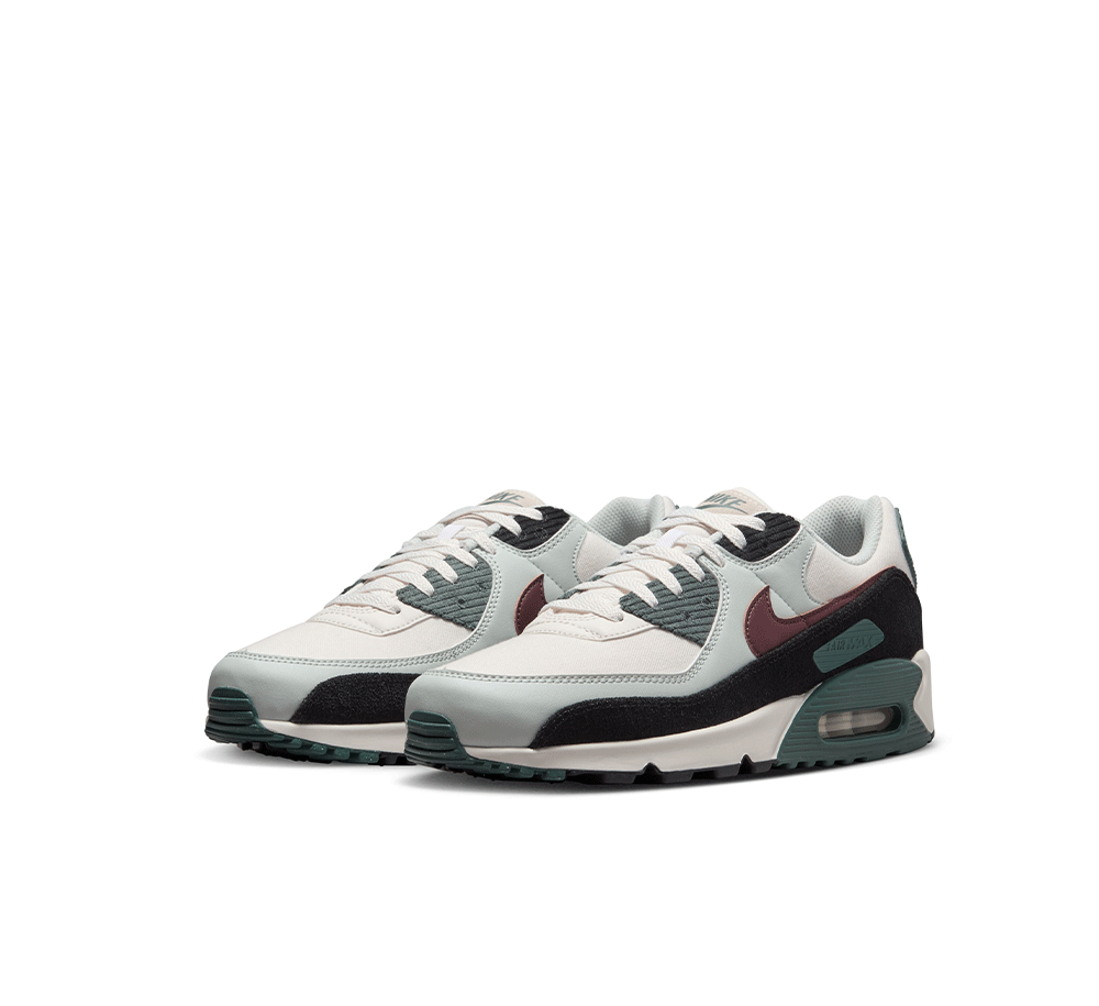 Nike Air Max 90 Premium product image 2, provided for visual reference and product detail review