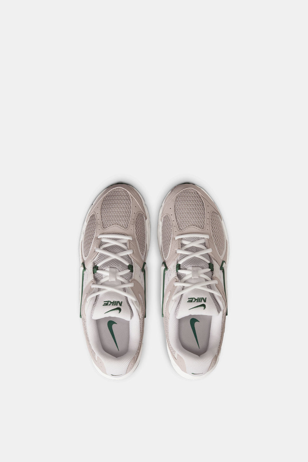 Nike V5 RNR product image 4, provided for visual reference and product detail review