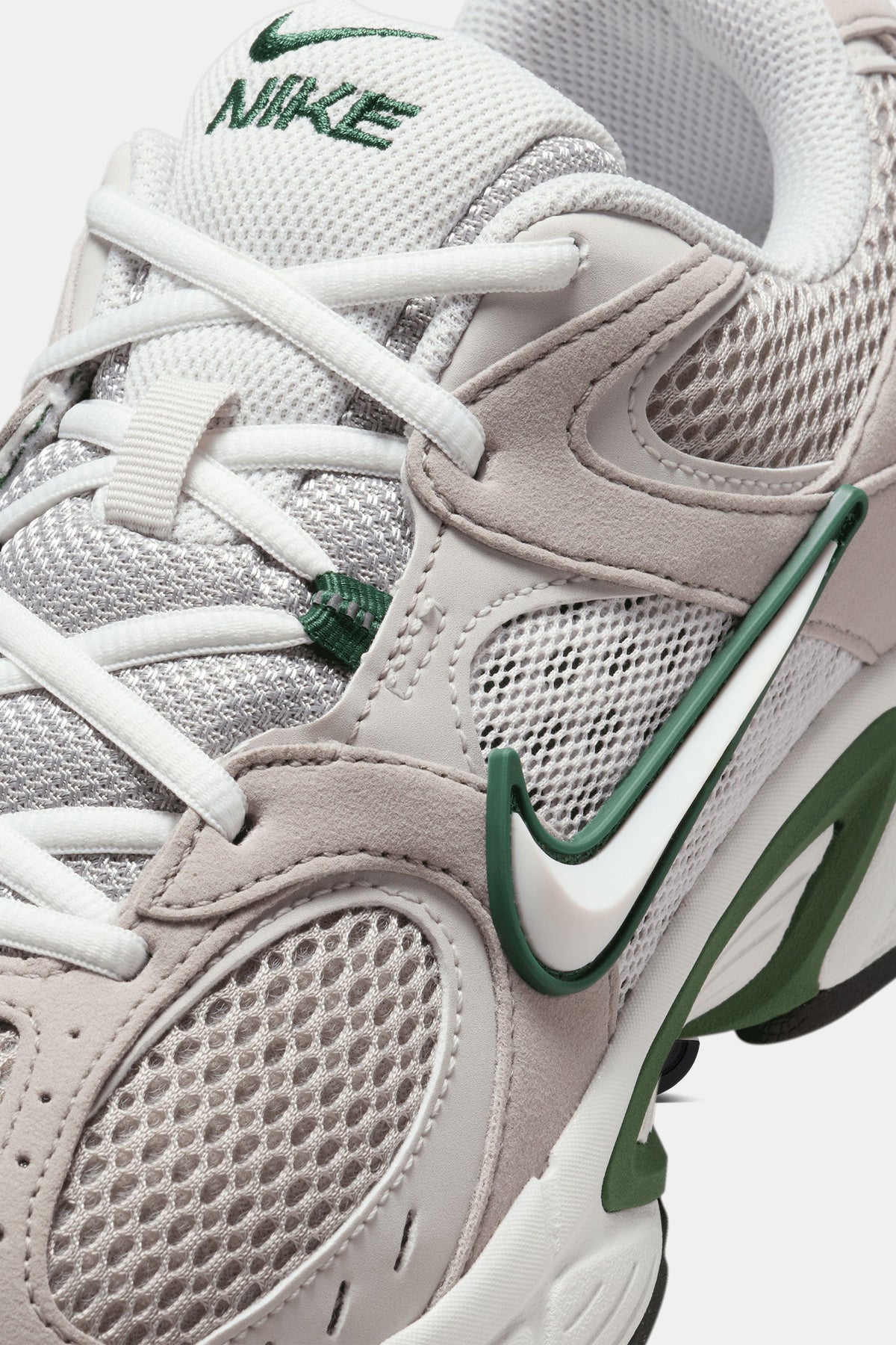 Nike V5 RNR product image 6, provided for visual reference and product detail review