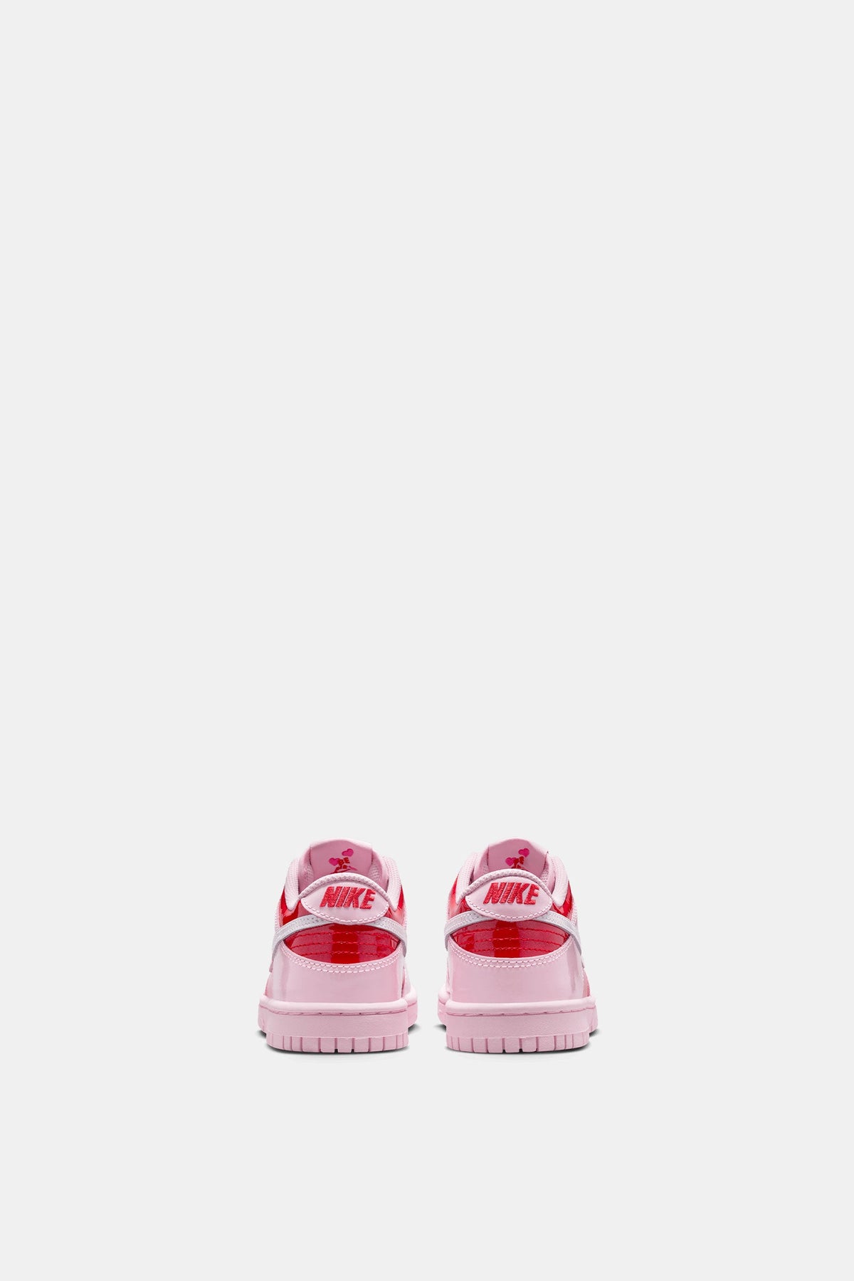 Nike Dunk Low (GS) product image 3, provided for visual reference and product detail review
