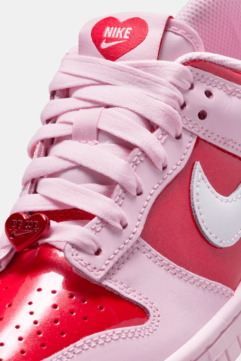Nike Dunk Low (GS) product image 6, provided for visual reference and product detail review
