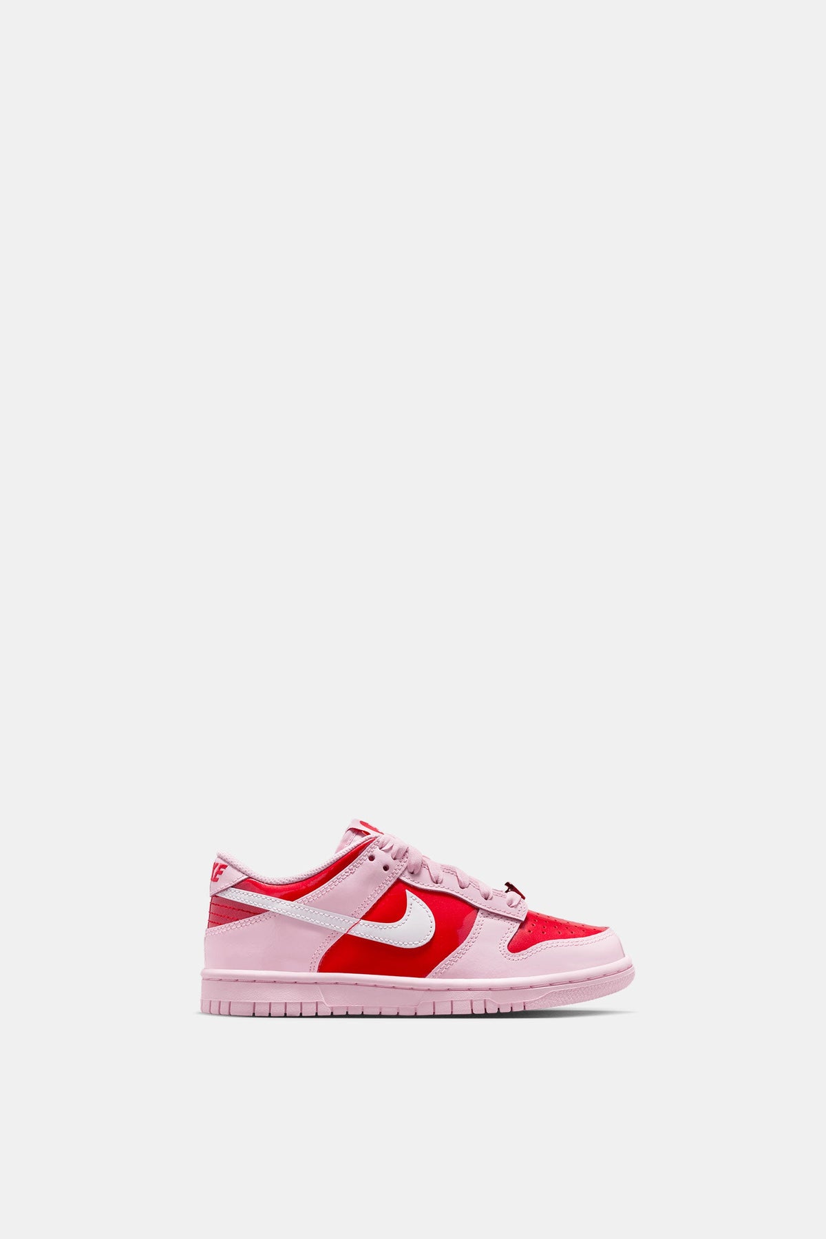Nike Dunk Low (GS) product image 1, provided for visual reference and product detail review