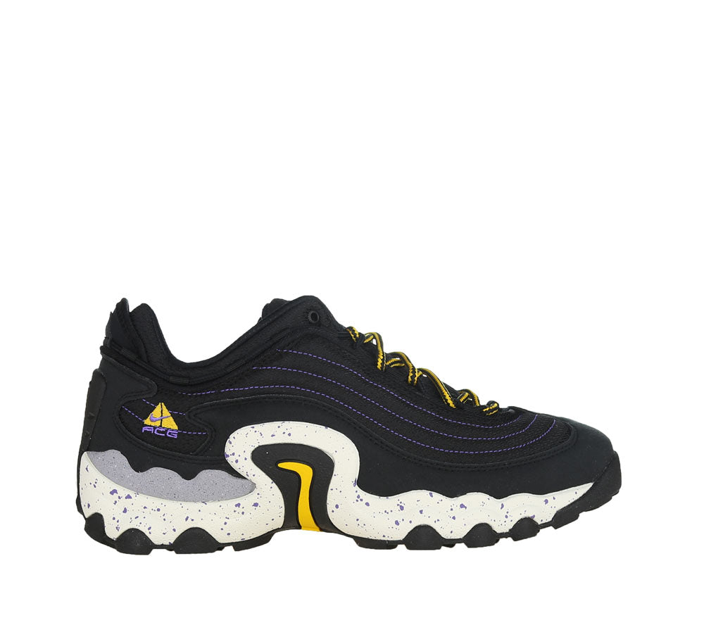 Nike Air Skarn product image 1, provided for visual reference and product detail review