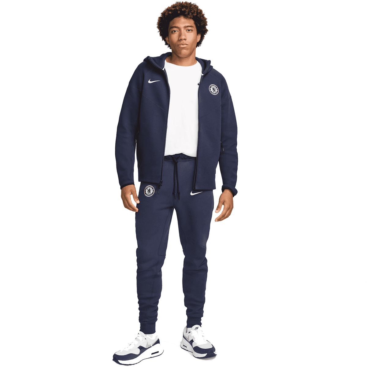 Nike Chelsea FC Men Tech Fleece Full-Zip Hoodie product image 8, provided for visual reference and product detail review